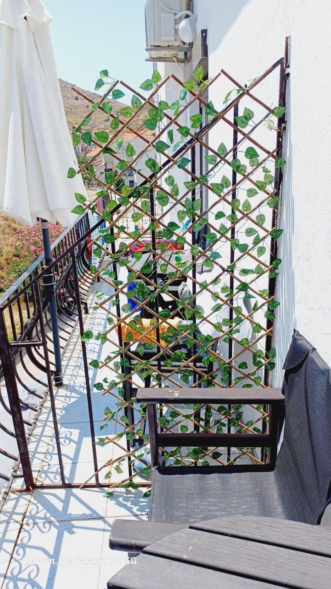 מירינה Kostas Studios Apartments - Ενοικιαζόμενα Δωμάτια Με Κουζινάκι מראה חיצוני תמונה