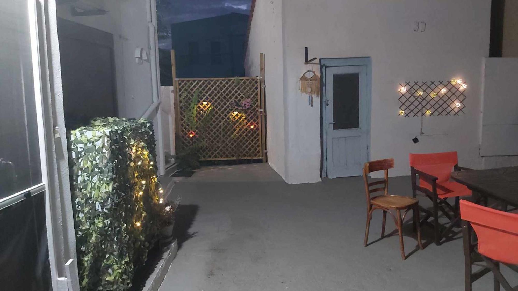 מירינה Kostas Studios Apartments - Ενοικιαζόμενα Δωμάτια Με Κουζινάκι מראה חיצוני תמונה