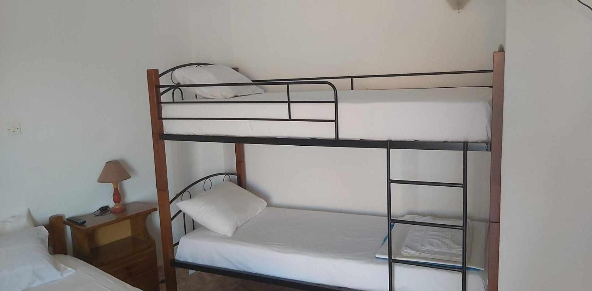 מירינה Kostas Studios Apartments - Ενοικιαζόμενα Δωμάτια Με Κουζινάκι מראה חיצוני תמונה