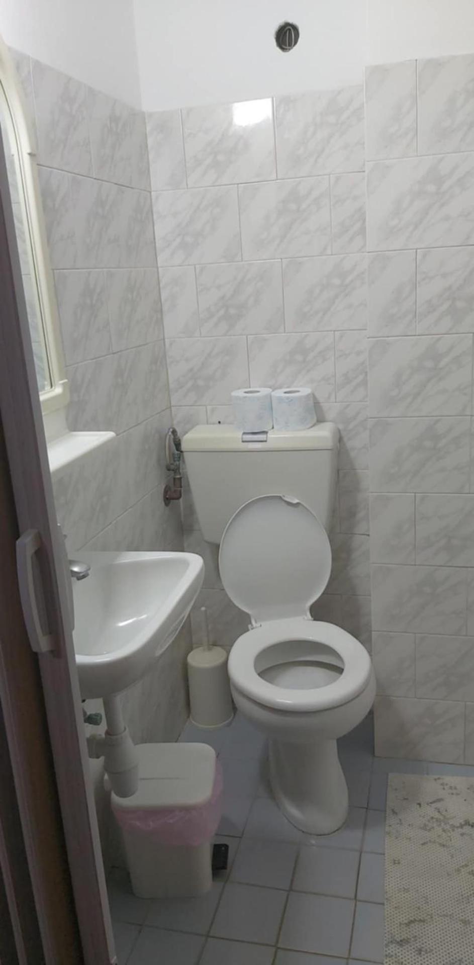 מירינה Kostas Studios Apartments - Ενοικιαζόμενα Δωμάτια Με Κουζινάκι מראה חיצוני תמונה